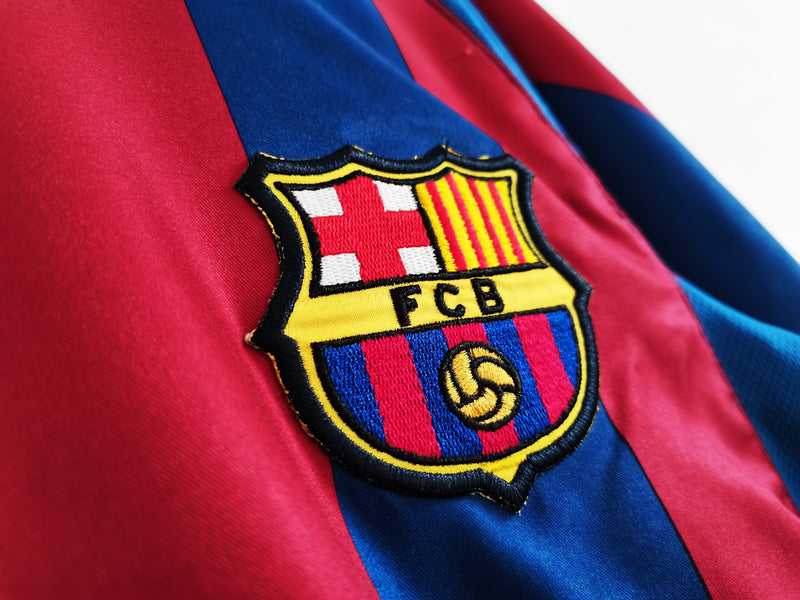 Shirt FC Barcelona Retro 05/06