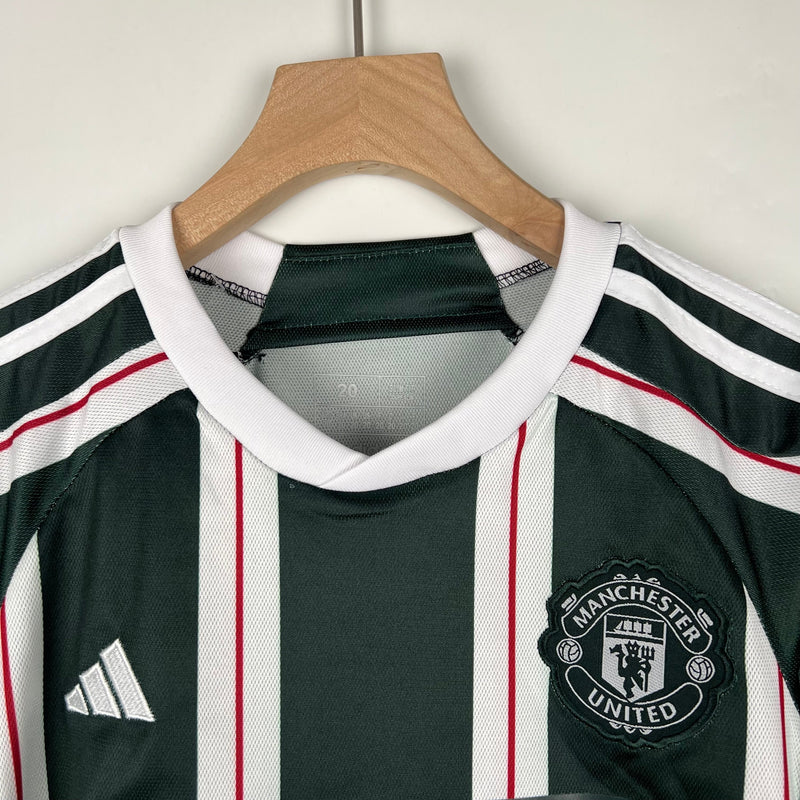 Jersey en shorts voor kinderen Manchester United derde 23/24