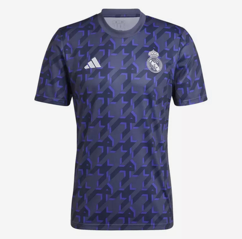 Shirt Real Madrid voor de wedstrijd 23/24