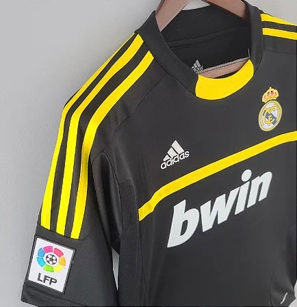 Jersey Real Madrid Retro 11/12 - Whit Patch