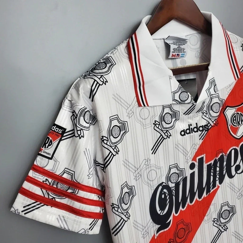 Jersey Retro River Plate 96/98