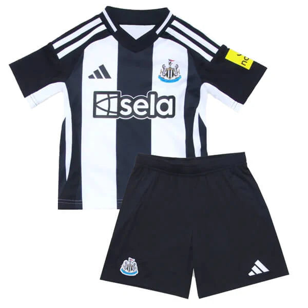 Kindershirt en shorts Newcastle 23/24