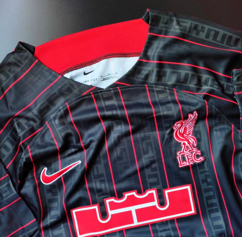 Shirt Liverpool FC x LeBron James 2023