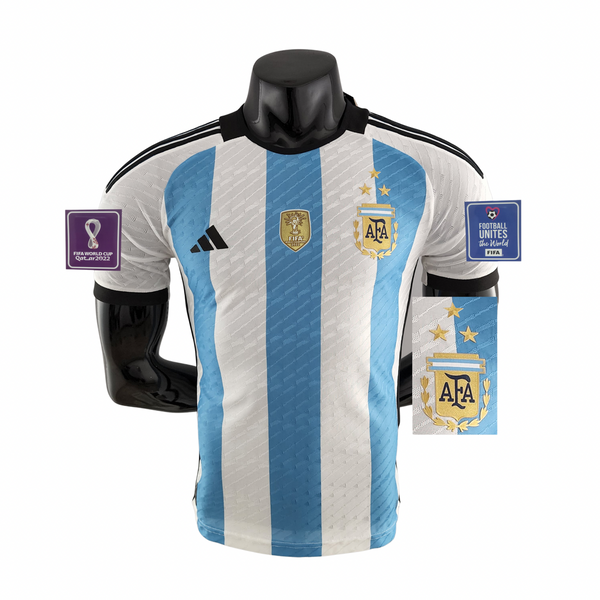 ARGENTINIË SHIRT I UITRUSTING 22/23 - WIT EN LICHTBLAUW - SPELERVERSIE - WERELDBEKER/KAMPIOENENPATCH