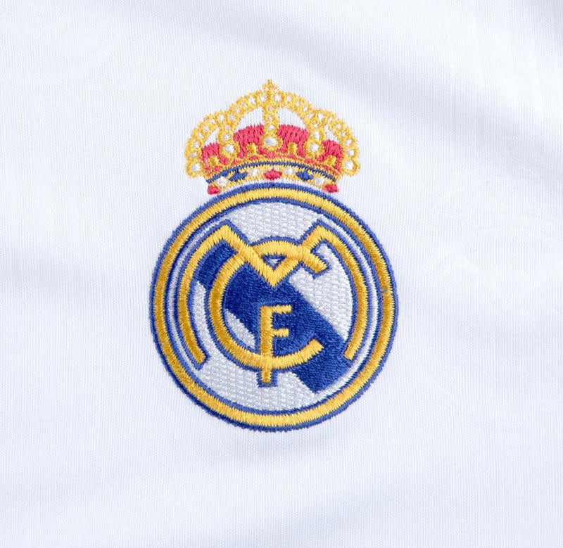 Jersey Real Madrid l 22/23 - Man (Version Fan) - White - UEFA Super Cup + Foundation Patch Set