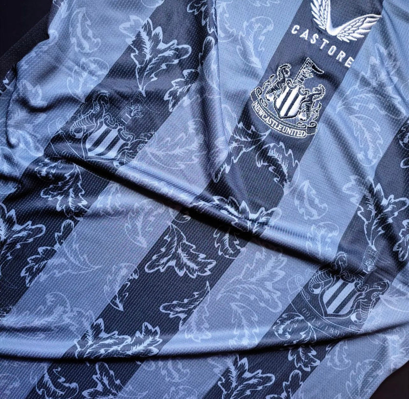 Jersey Newcastle United 130 Years Special Kit